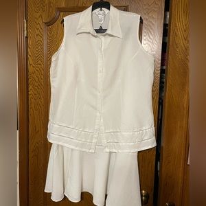 White Linen 2 pc short sleeve top and fish tail skirt